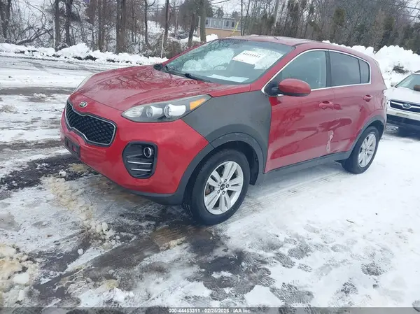 KNDPMCAC1K7531165 2019 KIA SPORTAGE - Image 2