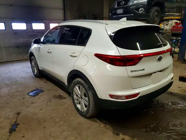 KNDPMCAC1K7532249 2019 KIA SPORTAGE - Image 2