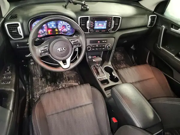 KNDPMCAC1K7535765 2019 KIA SPORTAGE - Image 8