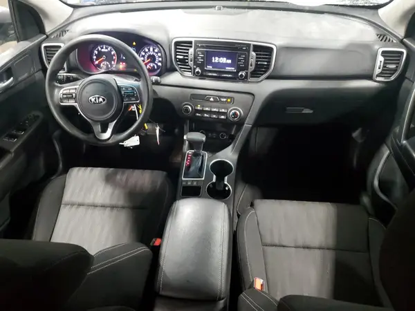 KNDPMCAC1K7552646 2019 KIA SPORTAGE - Image 8