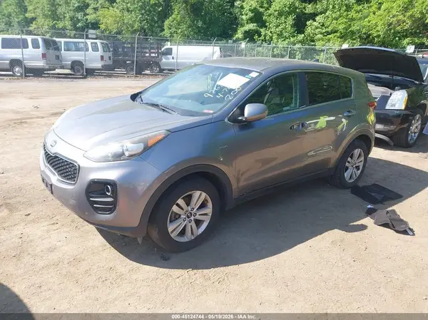 KNDPMCAC1K7557751 2019 KIA SPORTAGE - Image 2