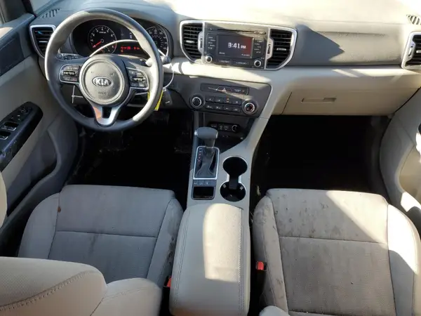 KNDPMCAC1K7564599 2019 KIA SPORTAGE - Image 8