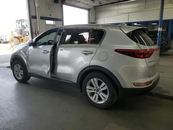 KNDPMCAC1K7565851 2019 KIA SPORTAGE - Image 2