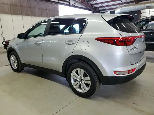 KNDPMCAC1K7580365 2019 KIA SPORTAGE - Image 2
