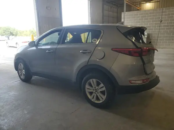 KNDPMCAC1K7592810 2019 KIA SPORTAGE - Image 2