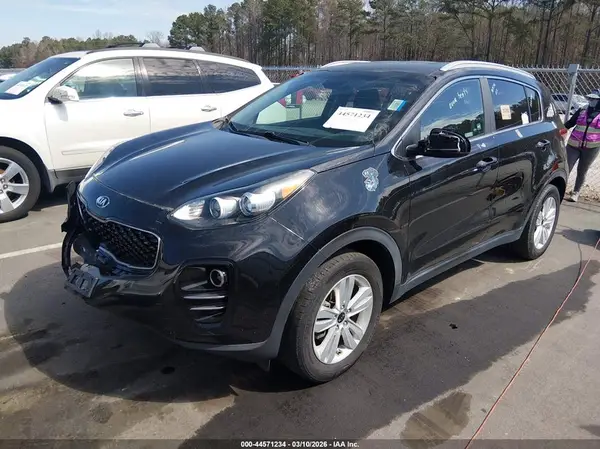 KNDPMCAC1K7606902 2019 KIA SPORTAGE - Image 2