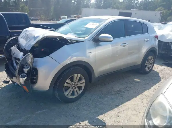 KNDPMCAC1K7614126 2019 KIA SPORTAGE - Image 2