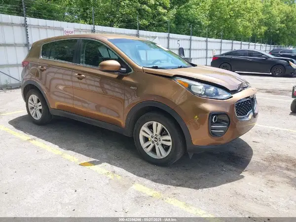 KNDPMCAC1K7615602 2019 KIA SPORTAGE - Image 1