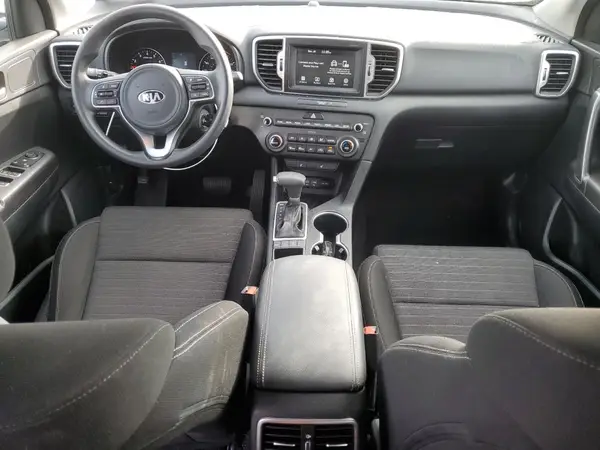 KNDPMCAC1K7626731 2019 KIA SPORTAGE - Image 8