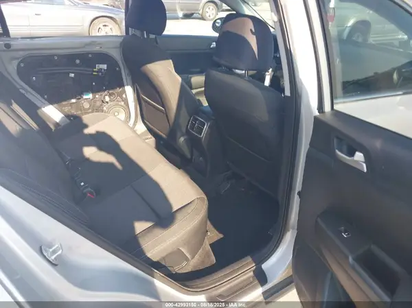 KNDPMCAC1L7628948 2020 KIA SPORTAGE - Image 8