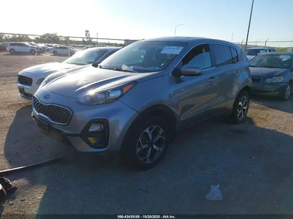 KNDPMCAC1L7634829 2020 KIA SPORTAGE - Image 2