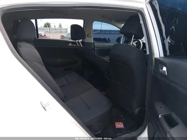 KNDPMCAC1L7645149 2020 KIA SPORTAGE - Image 8
