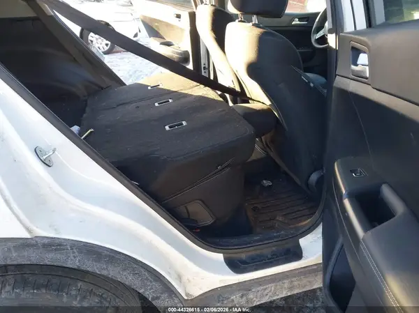 KNDPMCAC1L7756980 2020 KIA SPORTAGE - Image 8