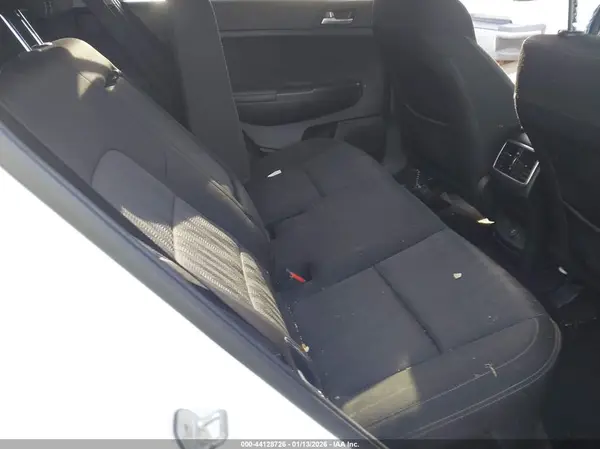 KNDPMCAC1L7796251 2020 KIA SPORTAGE - Image 8