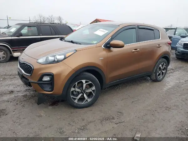 KNDPMCAC1L7807586 2020 KIA SPORTAGE - Image 2