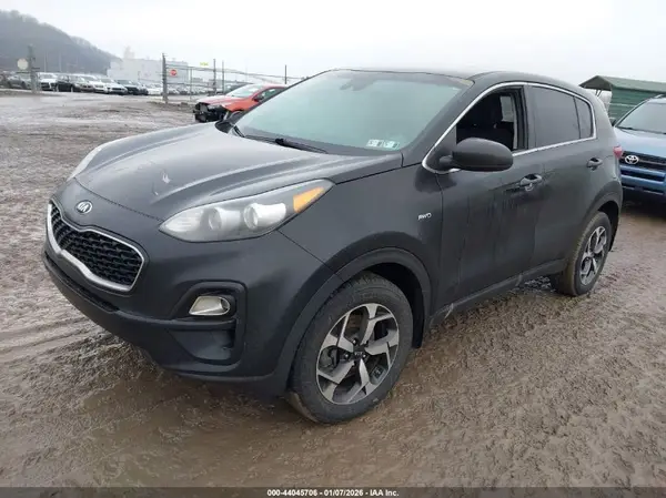 KNDPMCAC1L7838465 2020 KIA SPORTAGE - Image 2