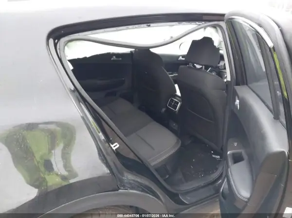 KNDPMCAC1L7838465 2020 KIA SPORTAGE - Image 8