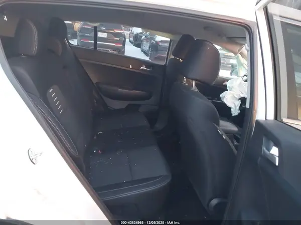 KNDPMCAC1L7838675 2020 KIA SPORTAGE - Image 8