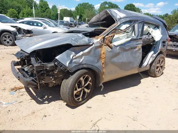 KNDPMCAC1M7847670 2021 KIA SPORTAGE - Image 2