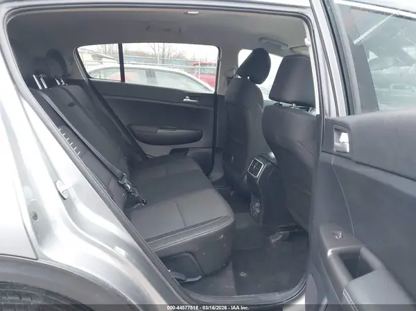 KNDPMCAC1M7862654 2021 KIA SPORTAGE - Image 8