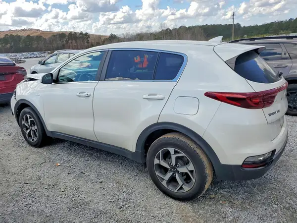 KNDPMCAC1M7888865 2021 KIA SPORTAGE - Image 2