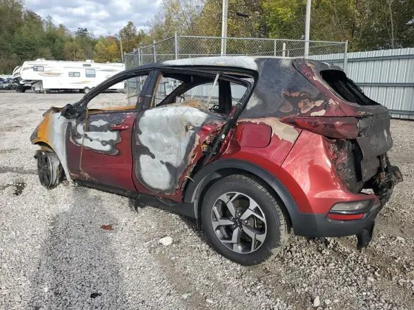 KNDPMCAC1M7912890 2021 KIA SPORTAGE - Image 2