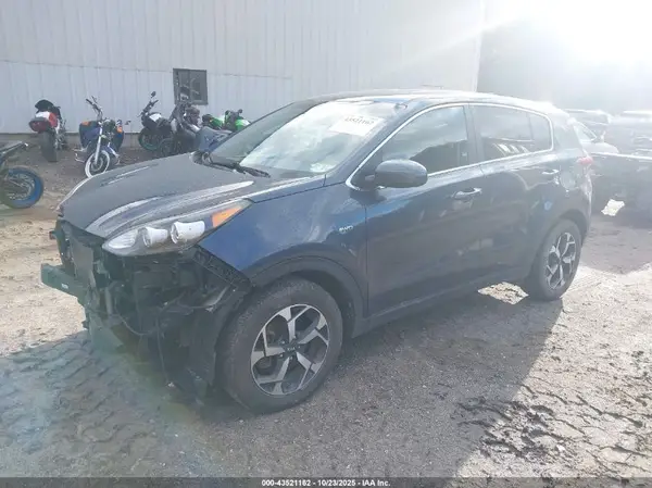 KNDPMCAC1M7913862 2021 KIA SPORTAGE - Image 2