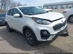 KNDPMCAC1M7913876 2021 KIA SPORTAGE