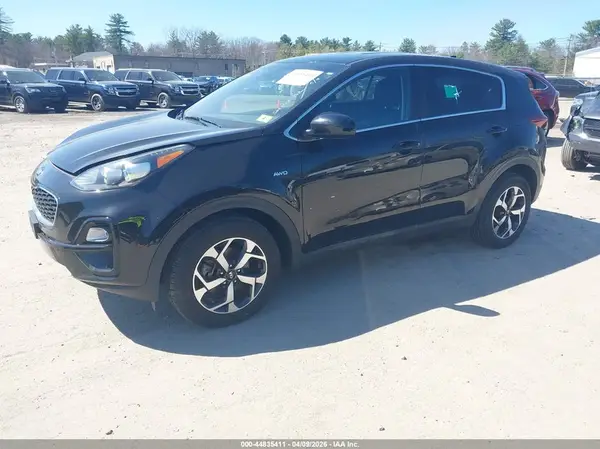 KNDPMCAC1M7914123 2021 KIA SPORTAGE - Image 2