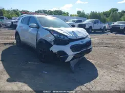 KNDPMCAC1M7921699 2021 KIA SPORTAGE