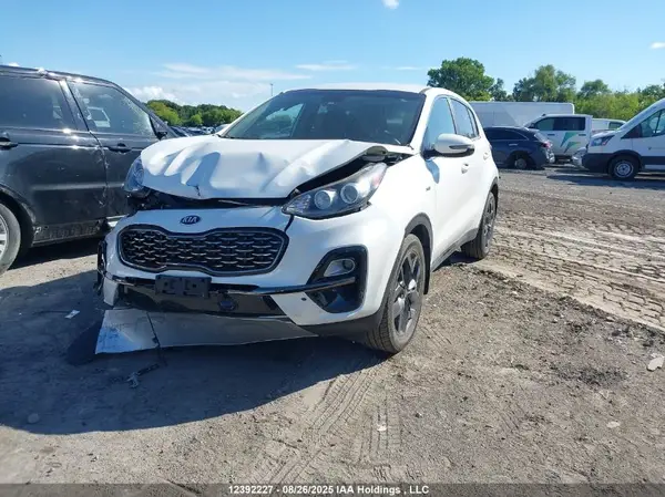 KNDPMCAC1M7921699 2021 KIA SPORTAGE - Image 2
