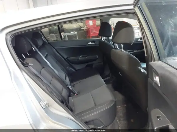 KNDPMCAC1M7932668 2021 KIA SPORTAGE - Image 8