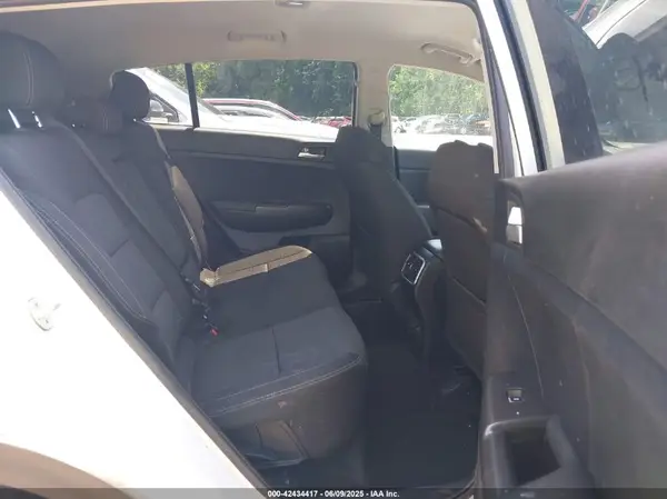 KNDPMCAC1M7932928 2021 KIA SPORTAGE - Image 8