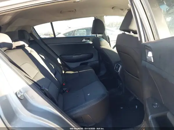 KNDPMCAC1M7937787 2021 KIA SPORTAGE - Image 8