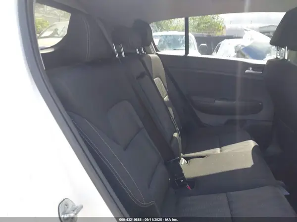KNDPMCAC1M7939233 2021 KIA SPORTAGE - Image 8