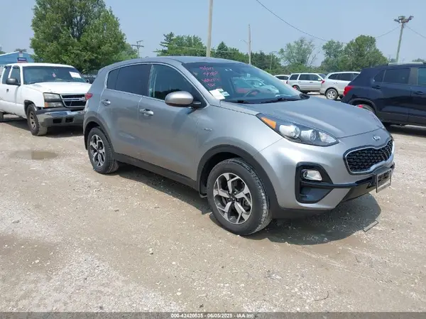 KNDPMCAC1M7943864 2021 KIA SPORTAGE - Image 1
