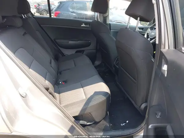 KNDPMCAC1M7943864 2021 KIA SPORTAGE - Image 8