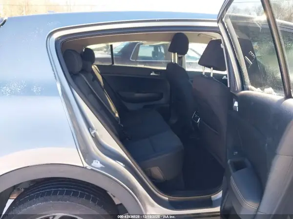 KNDPMCAC1M7945811 2021 KIA SPORTAGE - Image 8