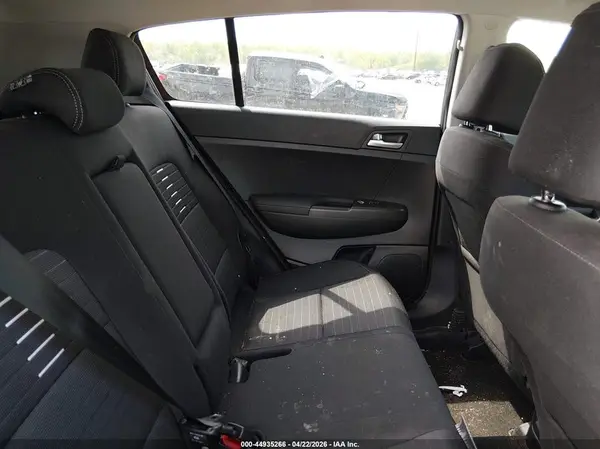 KNDPMCAC1N7010208 2022 KIA SPORTAGE - Image 8