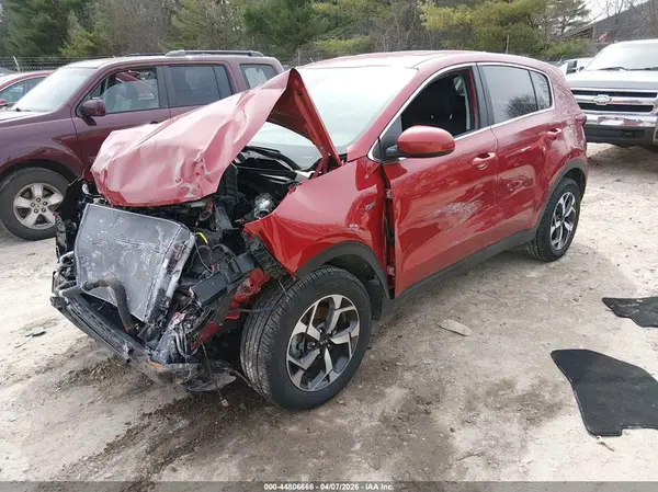 KNDPMCAC1N7022326 2022 KIA SPORTAGE - Image 2