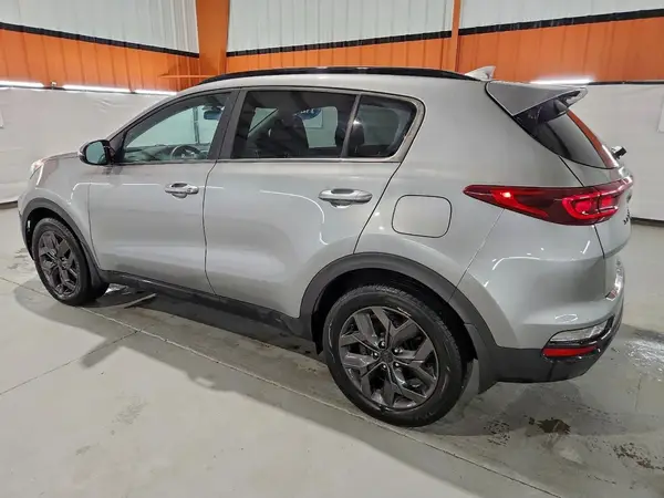 KNDPMCAC1N7946684 2022 KIA SPORTAGE - Image 2