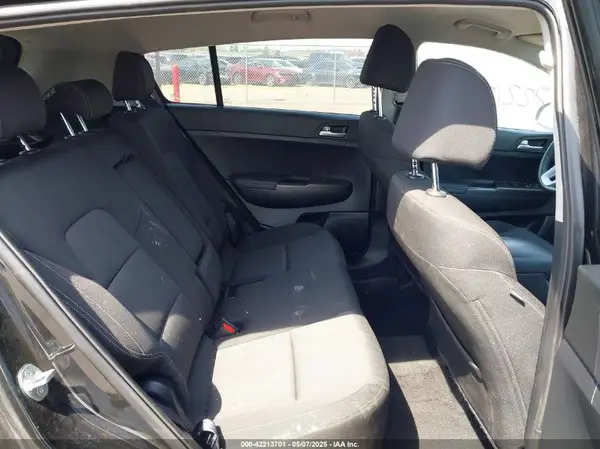 KNDPMCAC1N7955899 2022 KIA SPORTAGE - Image 8