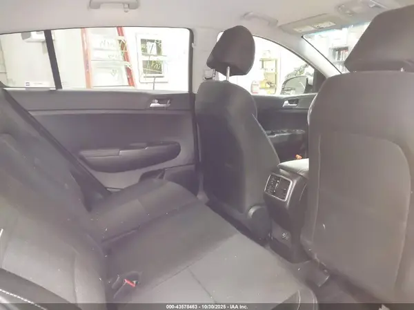KNDPMCAC1N7958172 2022 KIA SPORTAGE - Image 8