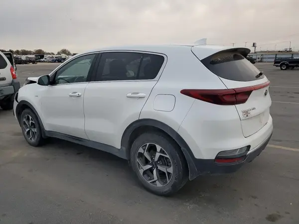 KNDPMCAC1N7961850 2022 KIA SPORTAGE - Image 2