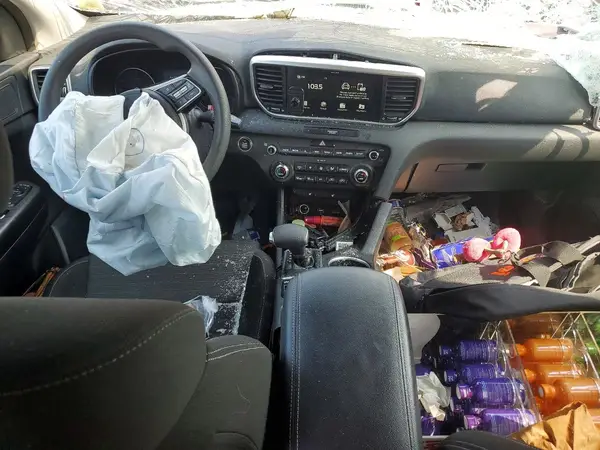 KNDPMCAC1N7966045 2022 KIA SPORTAGE - Image 8