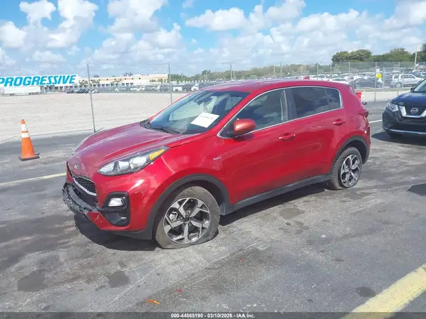 KNDPMCAC1N7970242 2022 KIA SPORTAGE - Image 2
