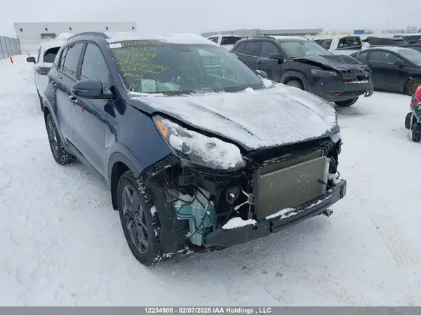 KNDPMCAC1N7986697 2022 KIA SPORTAGE - Image 1