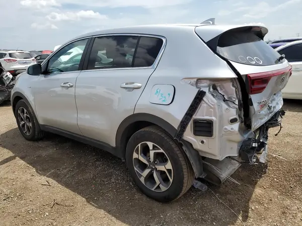 KNDPMCAC1N7992791 2022 KIA SPORTAGE - Image 2