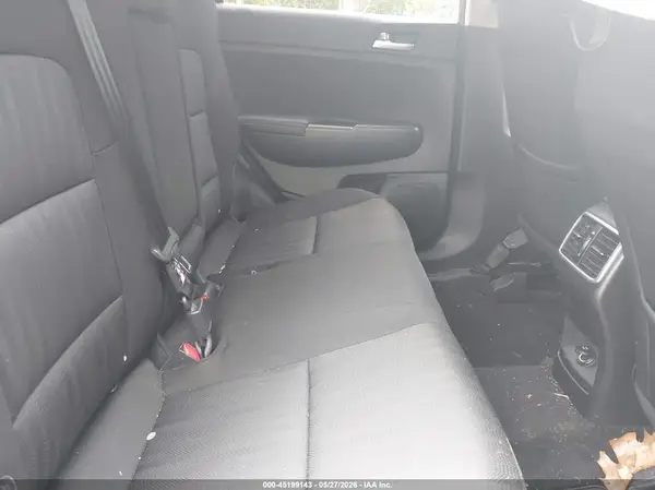 KNDPMCAC2H7033212 2017 KIA SPORTAGE - Image 8