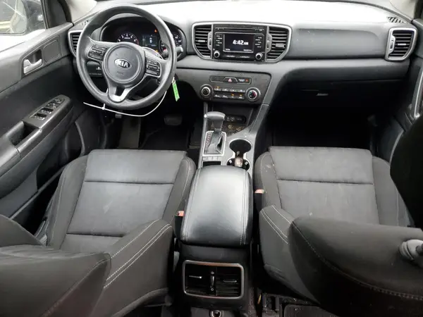 KNDPMCAC2H7041049 2017 KIA SPORTAGE - Image 8
